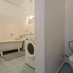 Rehouse Vokieciu Str.9, 2 Bedroom Vilnius
